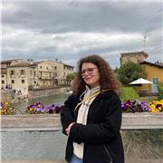 Insegnante per aiuto compiti e ripetizioni a bambini e ragazzi di elementari e medie